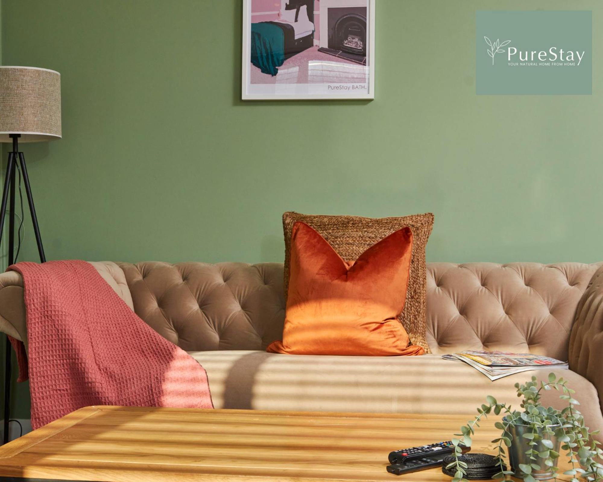 Superb House Manchester Near Etihad With Free Parking Sleeps 8 Bagian luar foto