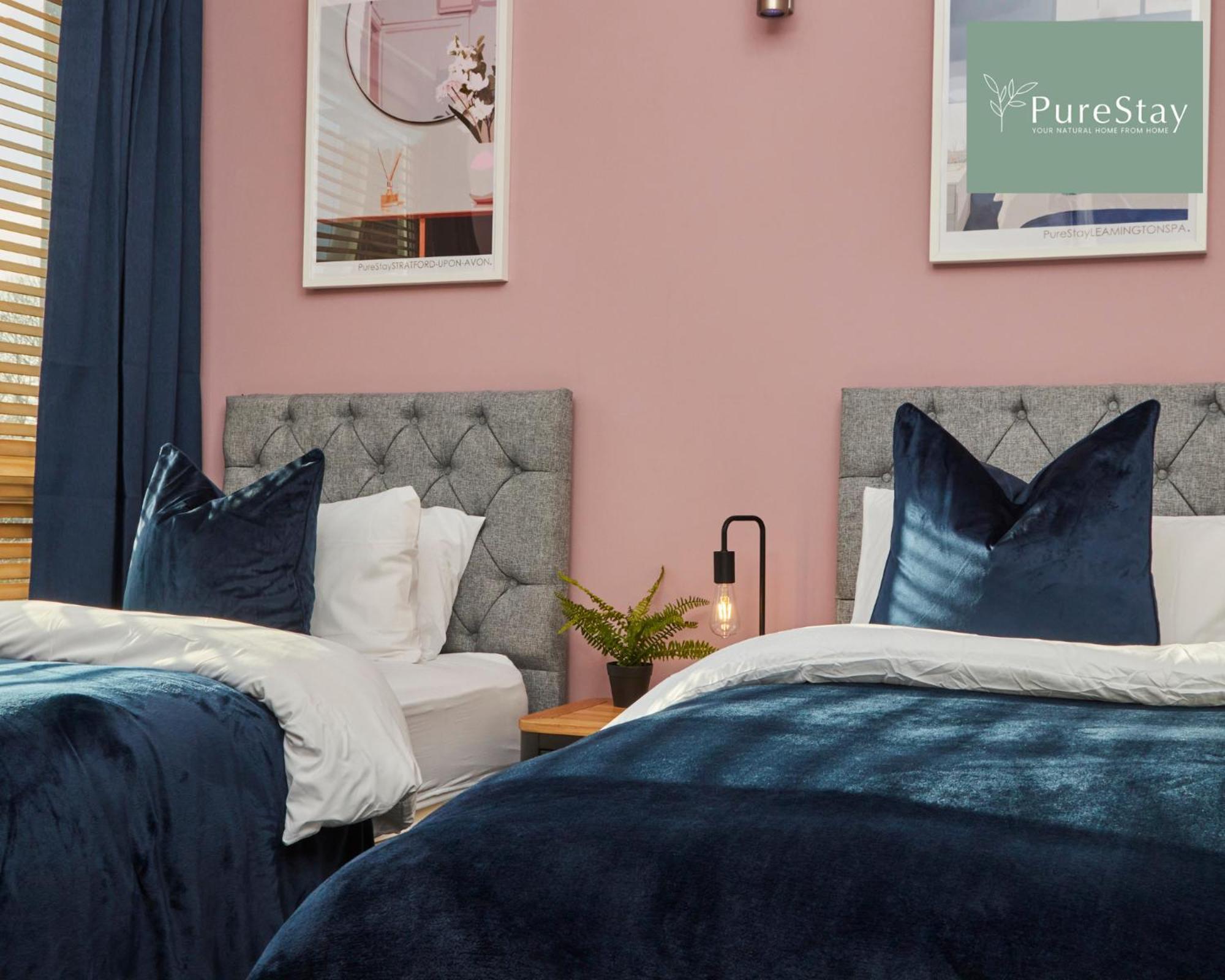 Superb House Manchester Near Etihad With Free Parking Sleeps 8 Bagian luar foto
