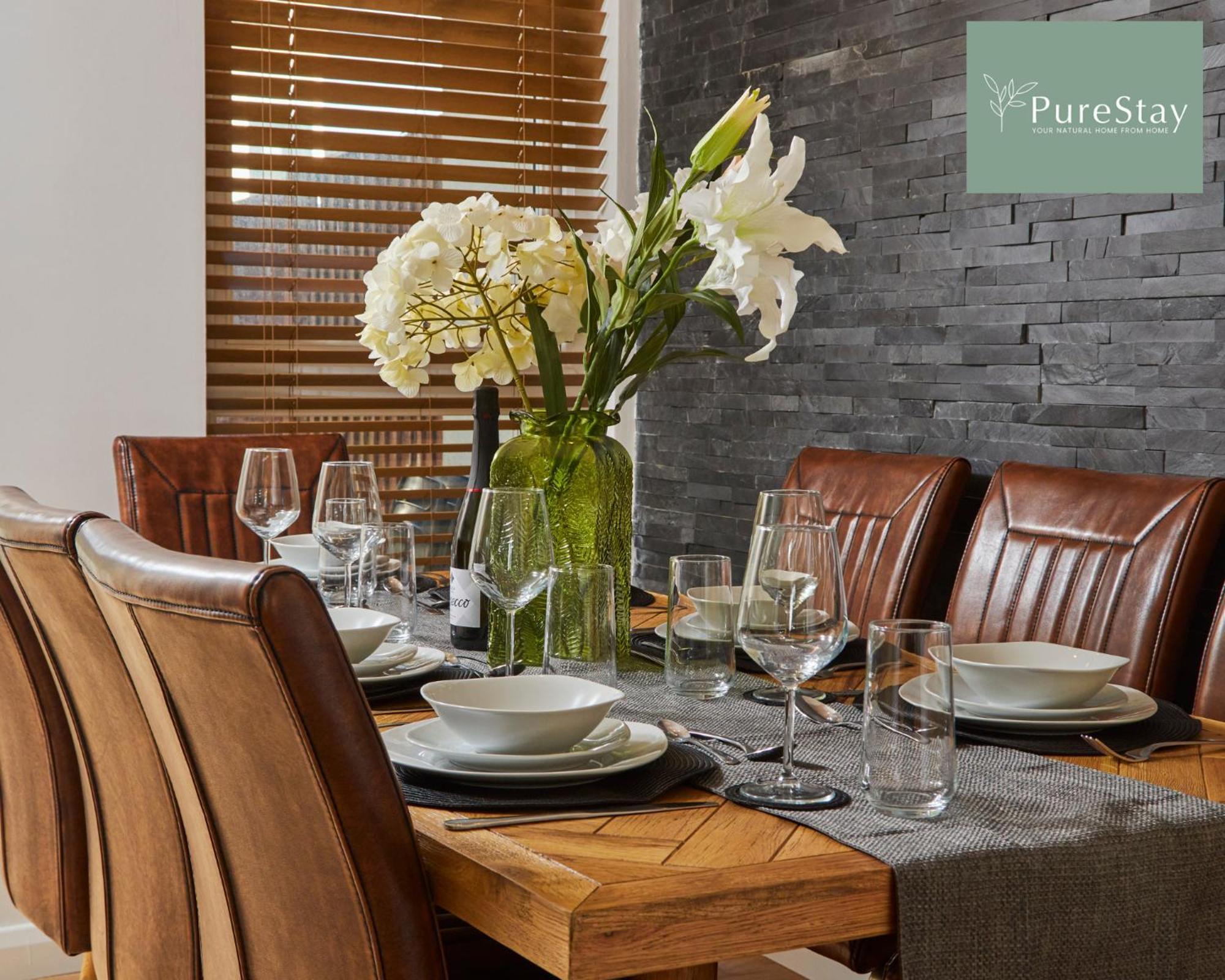 Superb House Manchester Near Etihad With Free Parking Sleeps 8 Bagian luar foto