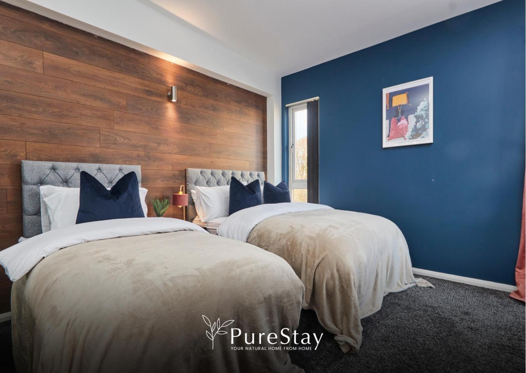 Superb House Manchester Near Etihad With Free Parking Sleeps 8 Bagian luar foto