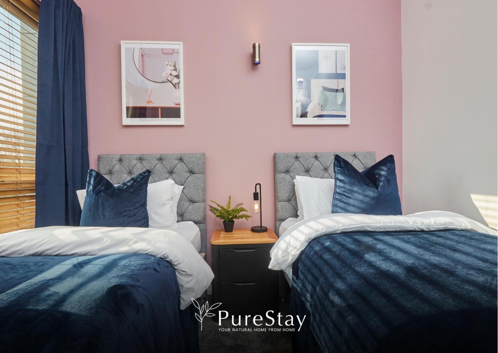 Superb House Manchester Near Etihad With Free Parking Sleeps 8 Bagian luar foto