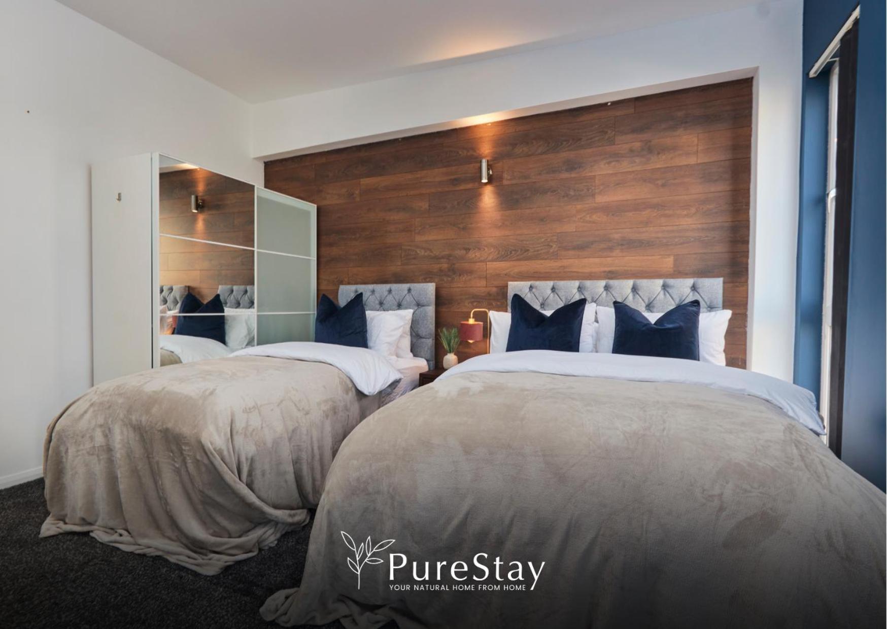 Superb House Manchester Near Etihad With Free Parking Sleeps 8 Bagian luar foto